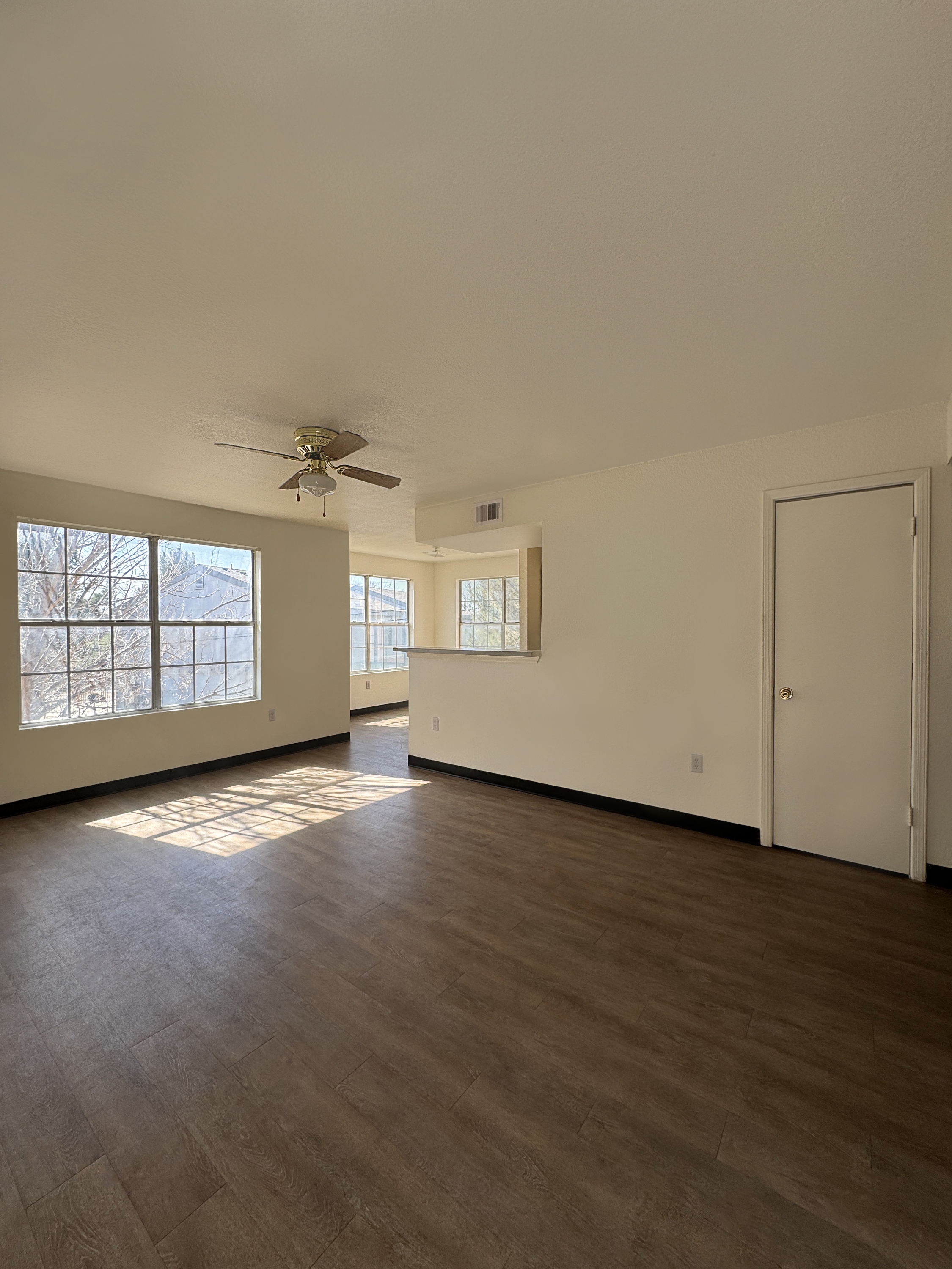 1200 East Broadway Street , Hobbs, NM, 88240 - 3-302