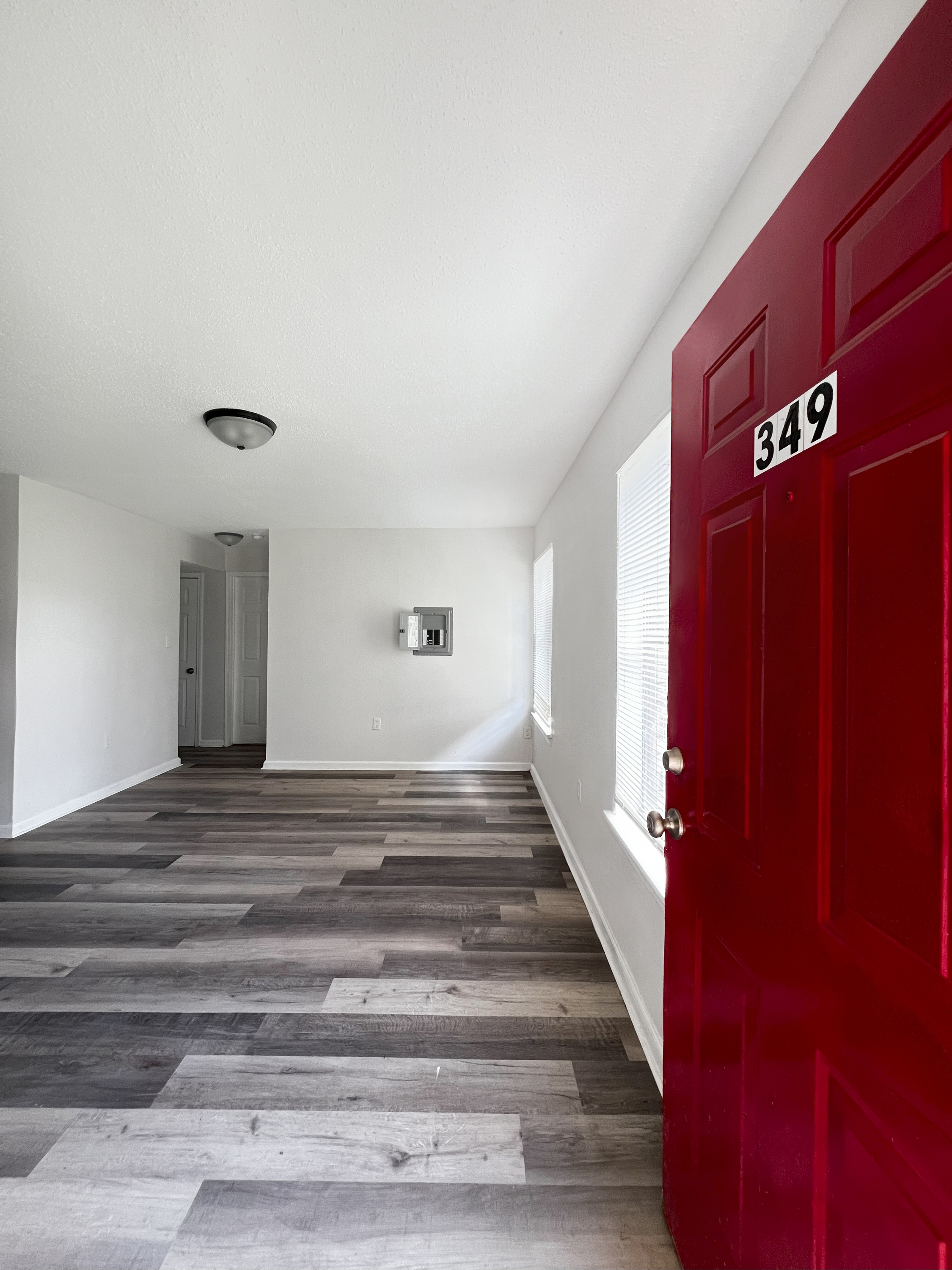 2405 Talonwood Avenue - Building 10